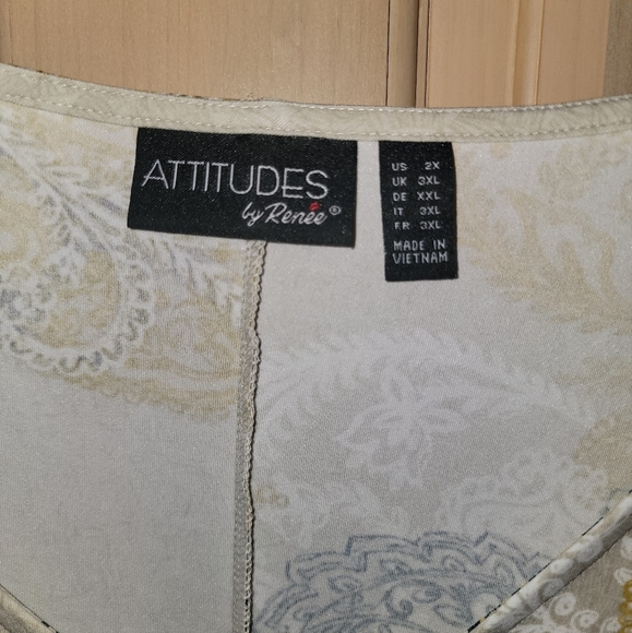 Womens plus sz 2X Attitudes by Renee like new longer sheer hem Shirt - Picture 2 of 7